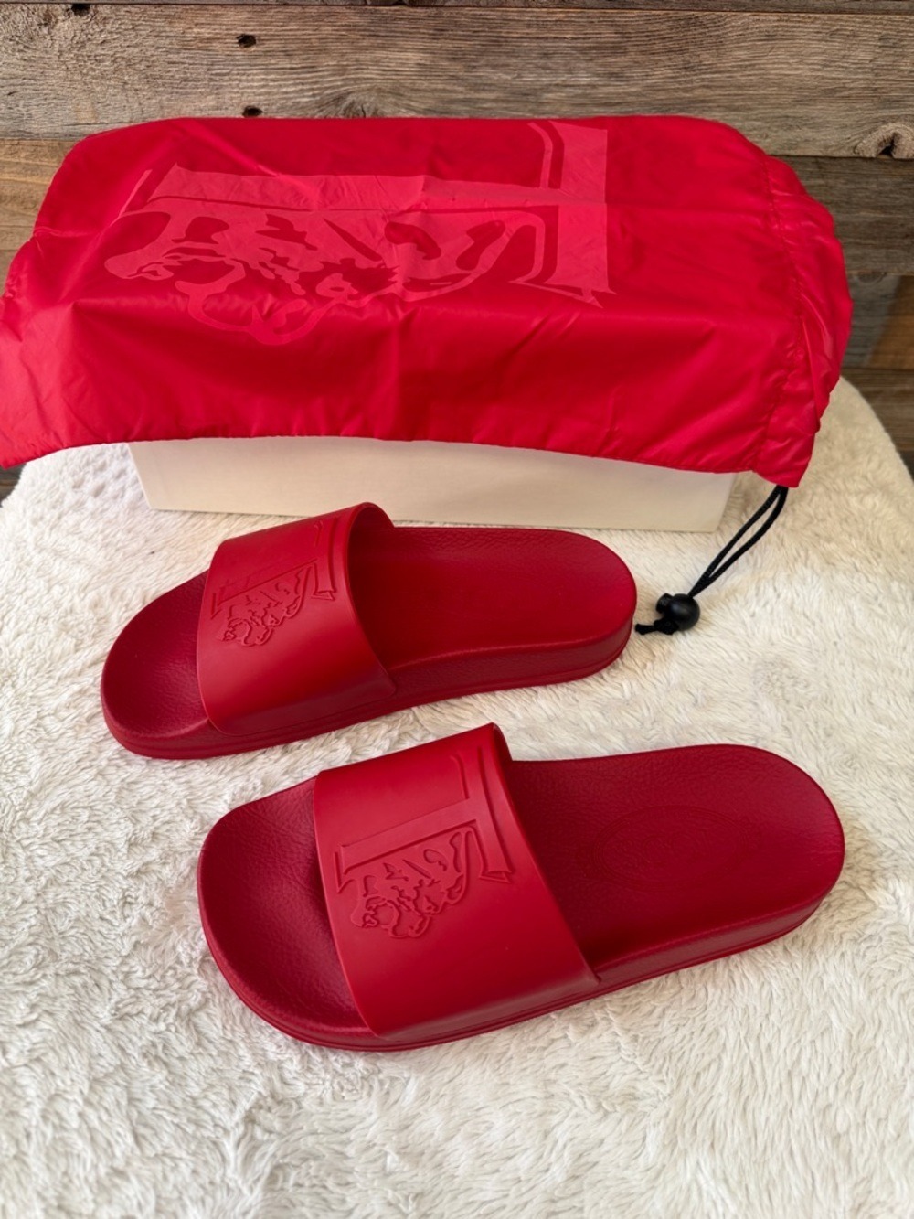 Tod’s Red Amarena Logo Slide Sandals with Matching Dust Bag NIB Size 37 / 6 - Picture 3 of 9